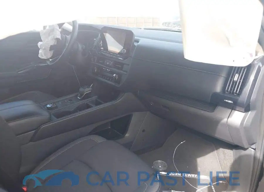 5N1DR3AC8RC303990# 5