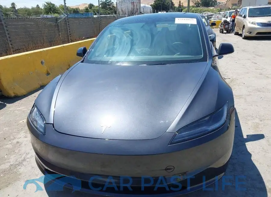 5YJ3E1EAXSF038636# 12