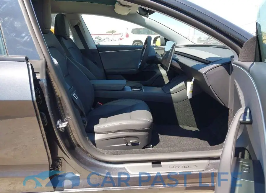 5YJ3E1EAXSF038636# 5