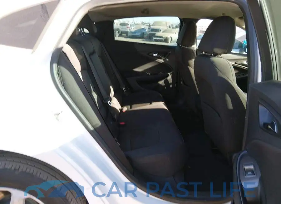 1G1ZB5ST9HF293176# 8