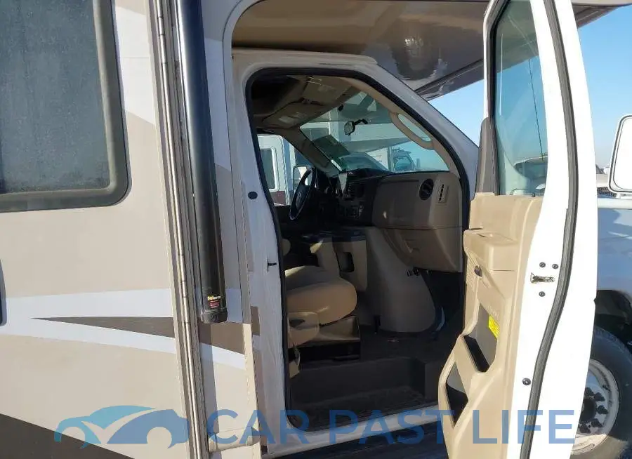 1FDWE3FS9JDC27022# 6