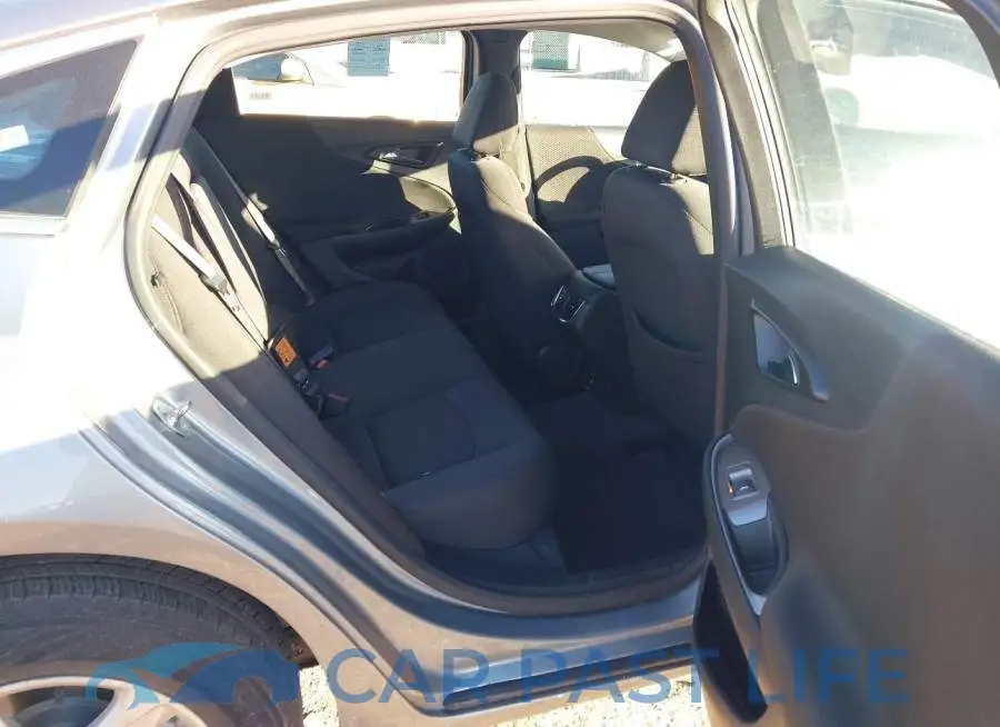 1G1ZD5ST7RF114631# 8