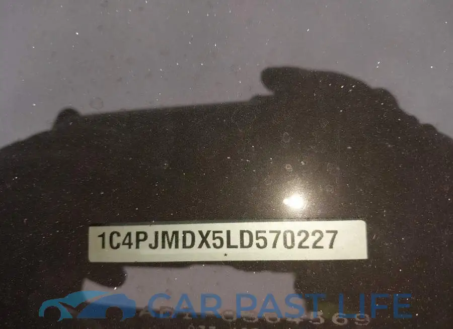 1C4PJMDX5LD570227# 18
