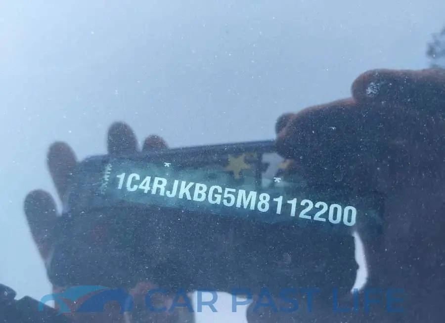 1C4RJKBG5M8112200# 17