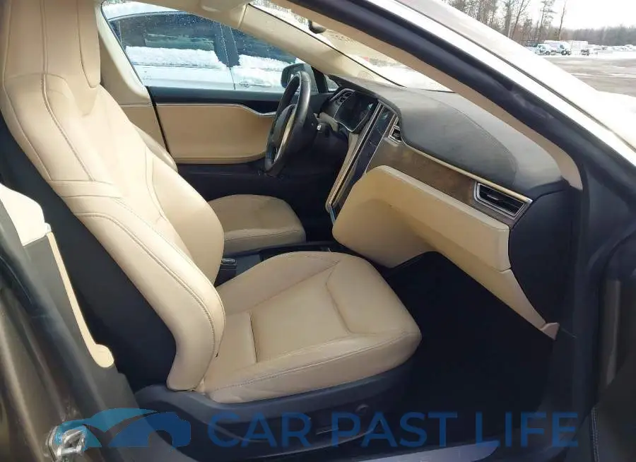5YJSA1E29GF155860# 5