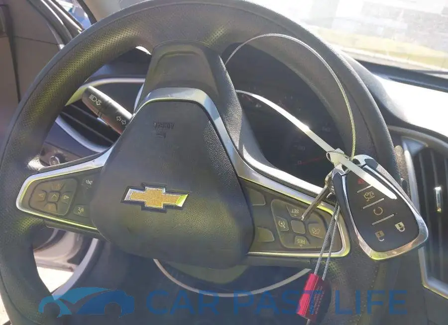 1G1ZD5STXNF117324# 11