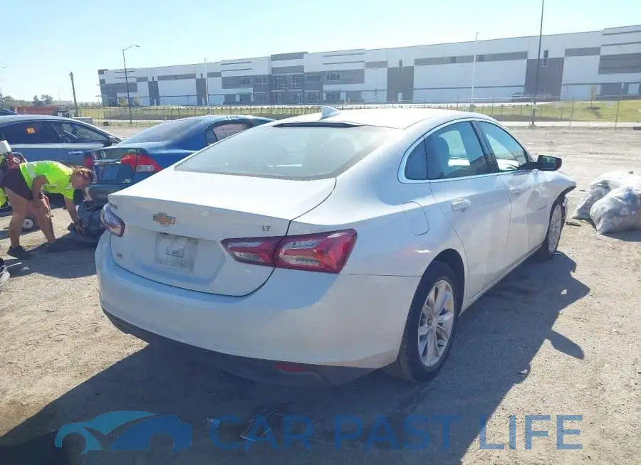1G1ZD5STXNF117324# 4
