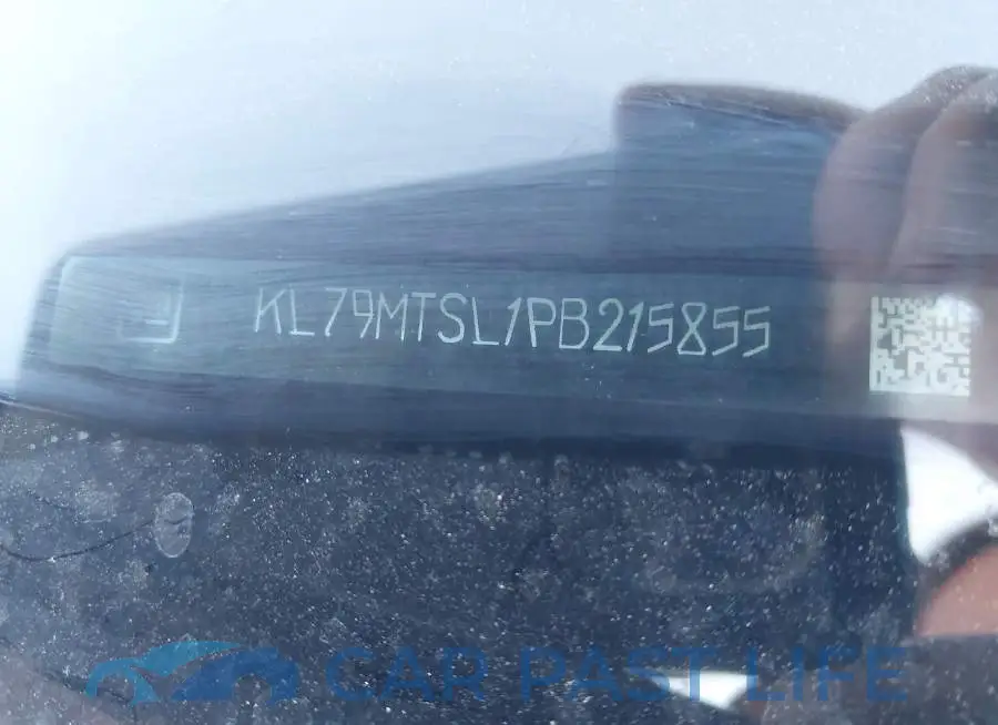 KL79MTSL1PB215855# 9