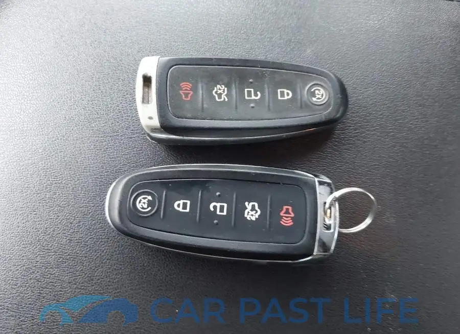1FAHP2J81KG112546# 11