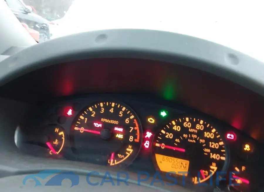 1N6AD0ER9JN712086# 7