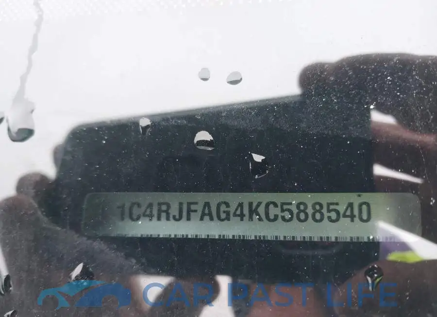 1C4RJFAG4KC588540# 9