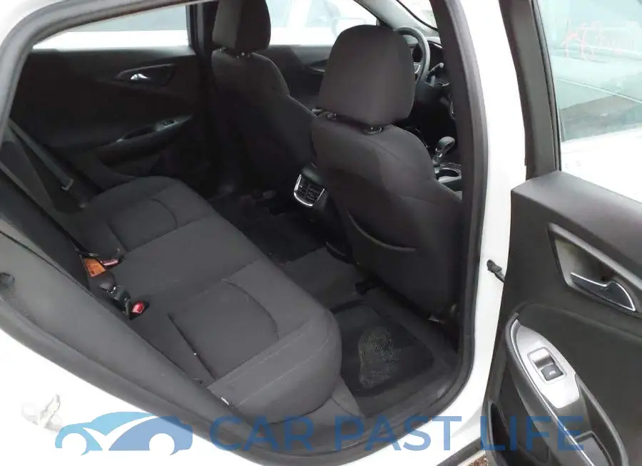 1G1ZD5STXPF216907# 8
