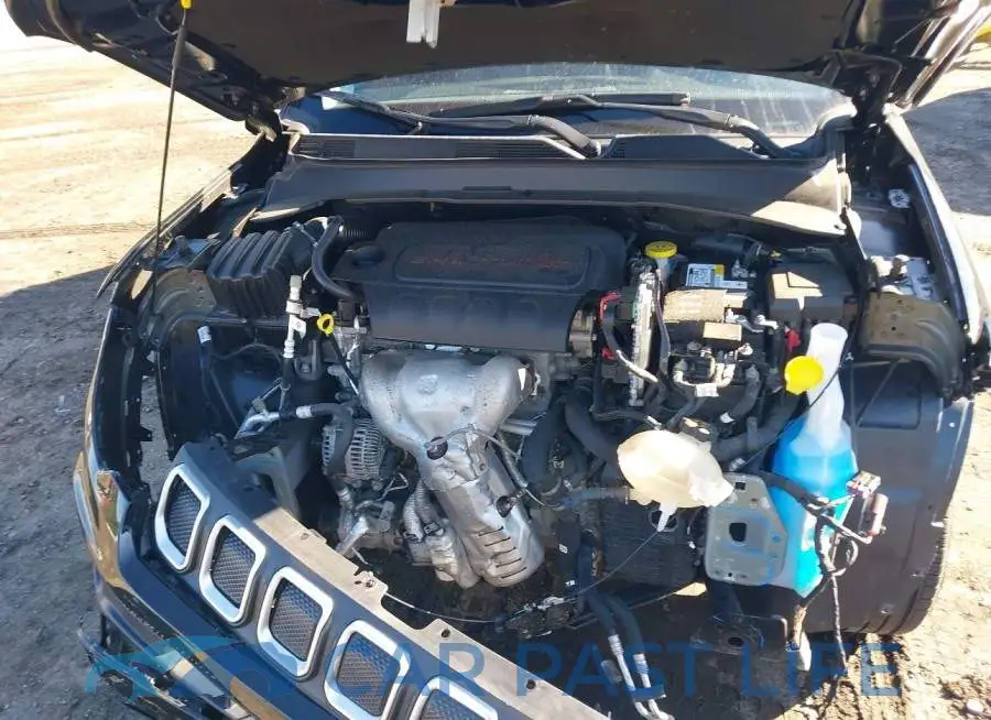 3C4NJDBBXNT121962# 10