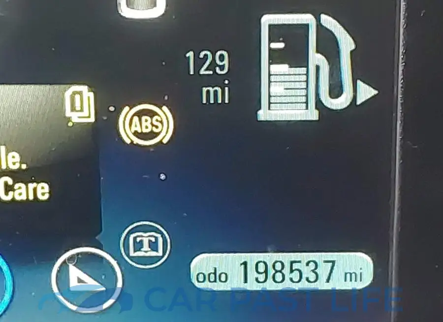 1G1RB6E47FU110005# 12