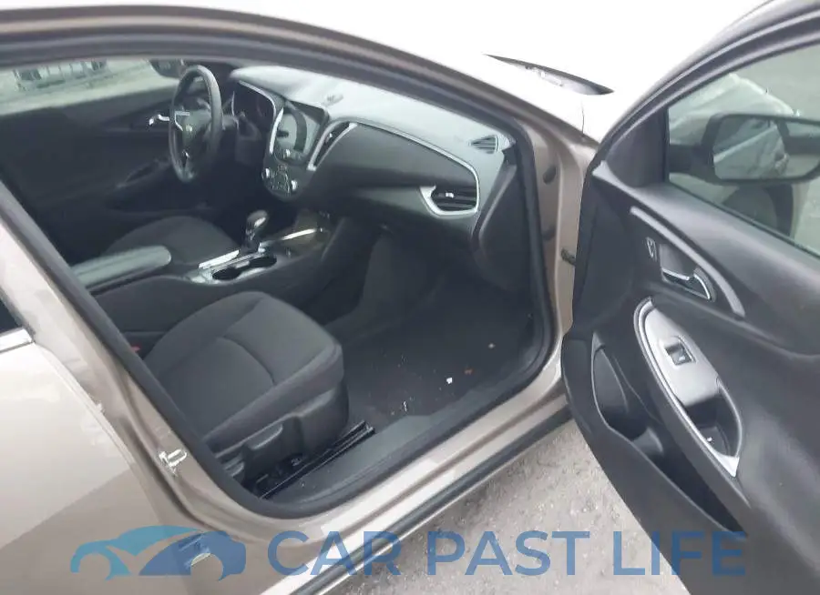 1G1ZD5ST9PF205154# 5