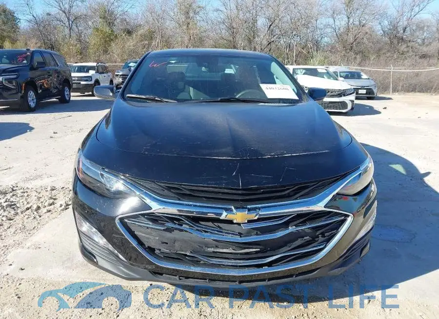 1G1ZD5ST6SF132981# 12