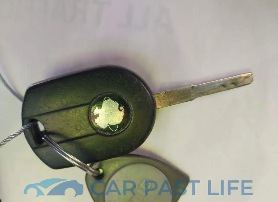 1FTYR2CM3KKA88908# 11