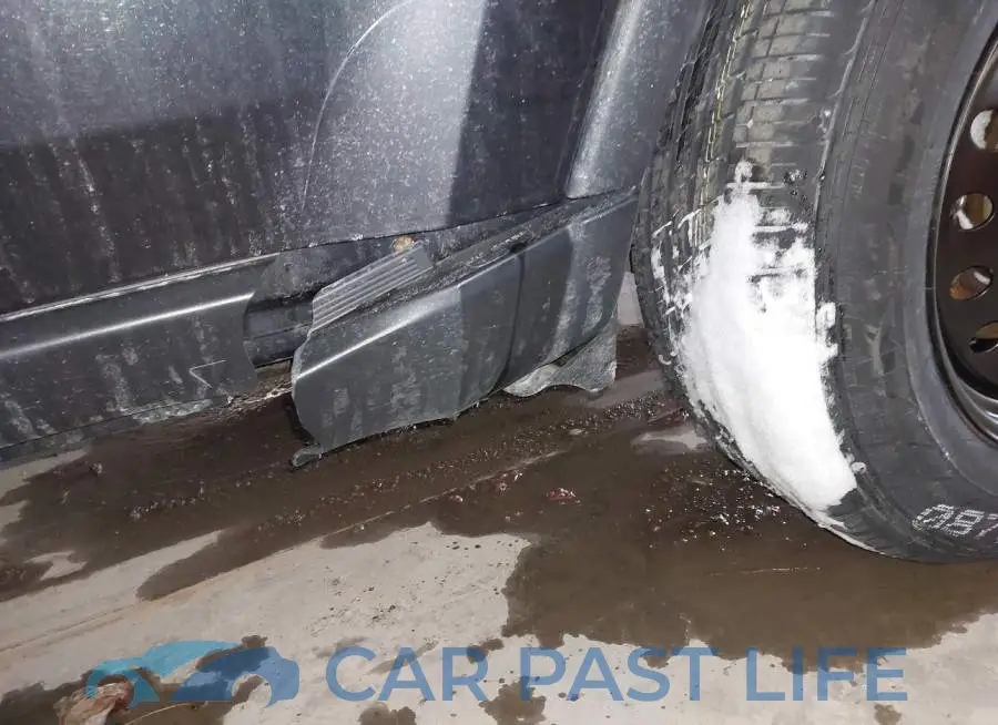 1C4RJFLG1JC370650# 6