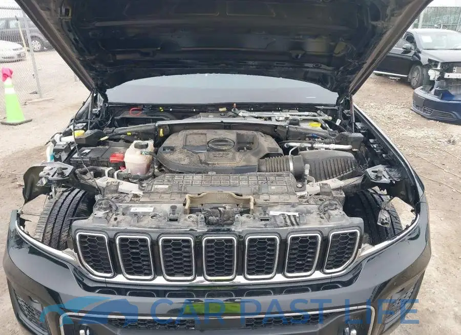 1C4RJHDG3PC517196# 10