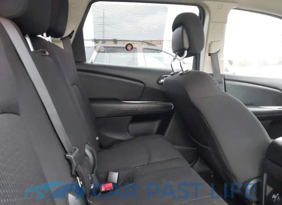 3C4PDCAB7HT637096# 8
