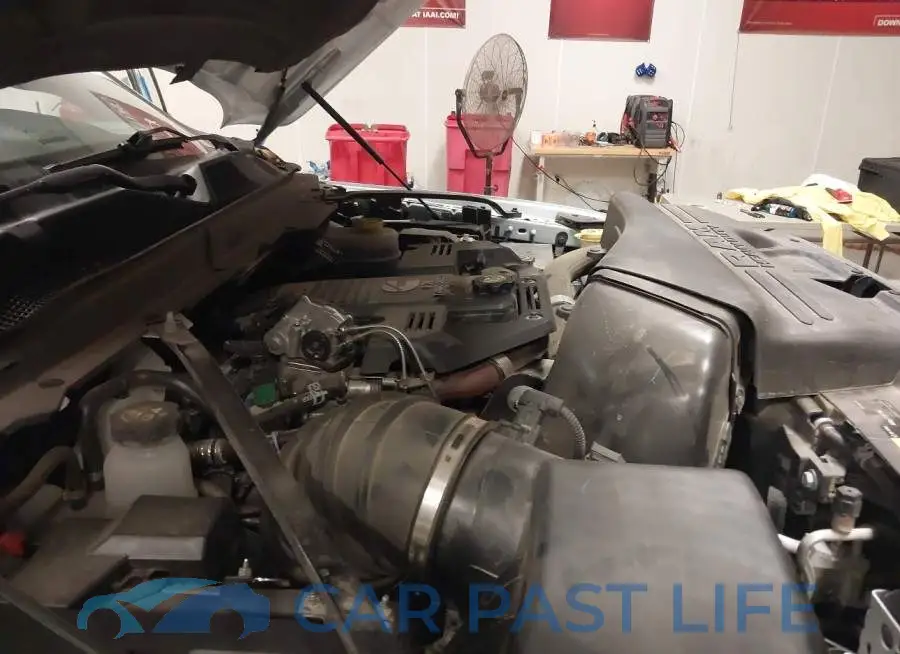 3C6UR5JL3RG340207# 19