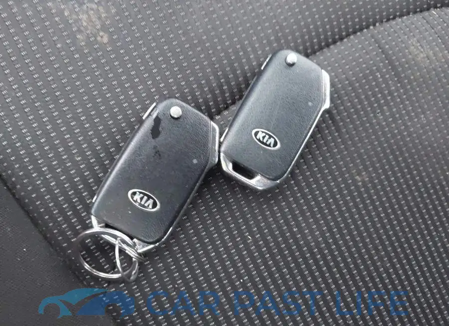 3KPF24AD1KE035900# 11