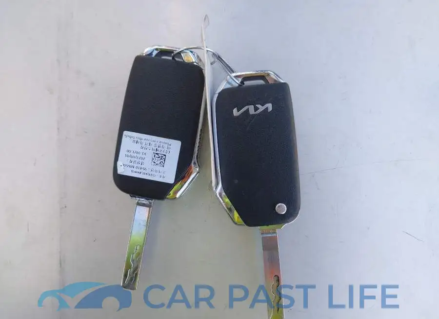 3KPF24AD9RE717725# 11