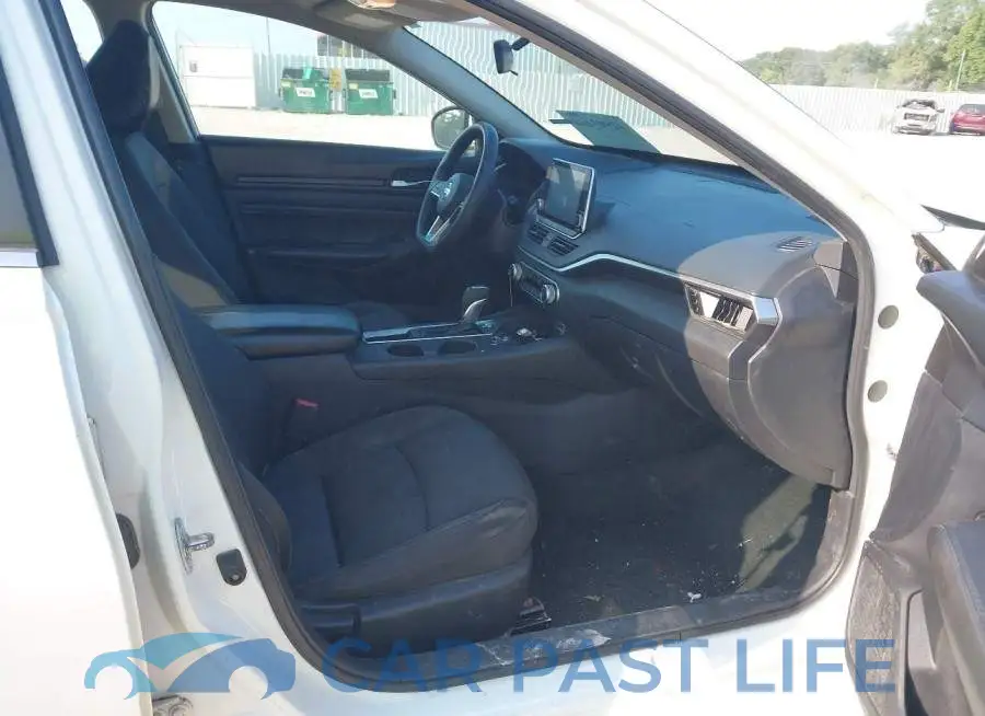 1N4BL4BV2LC200550# 5