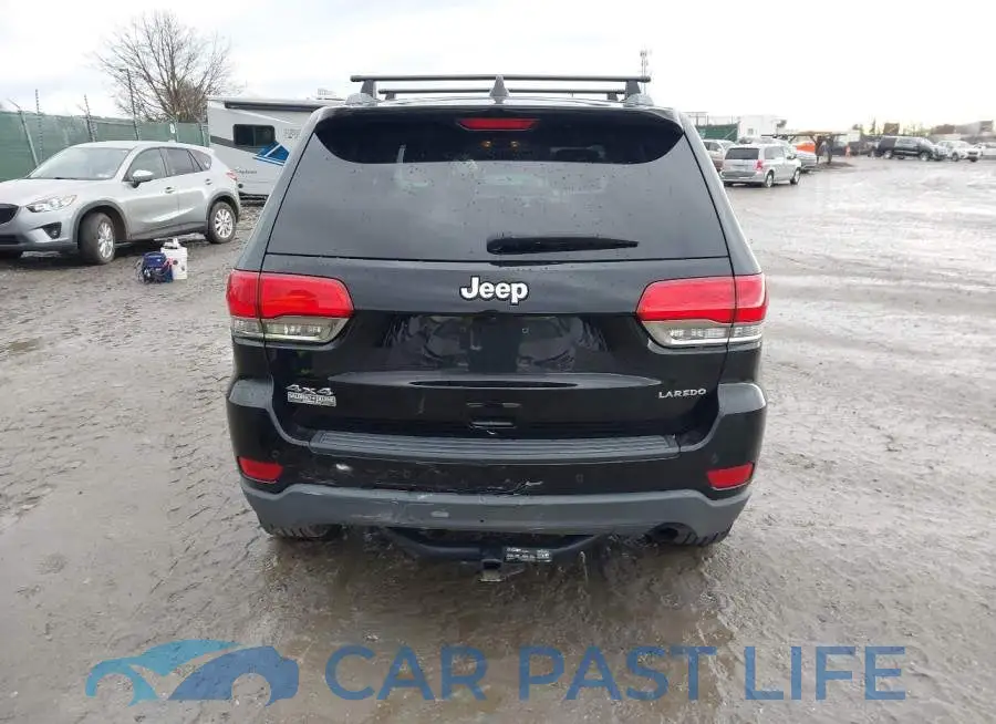 1C4RJFAG2JC185087# 16