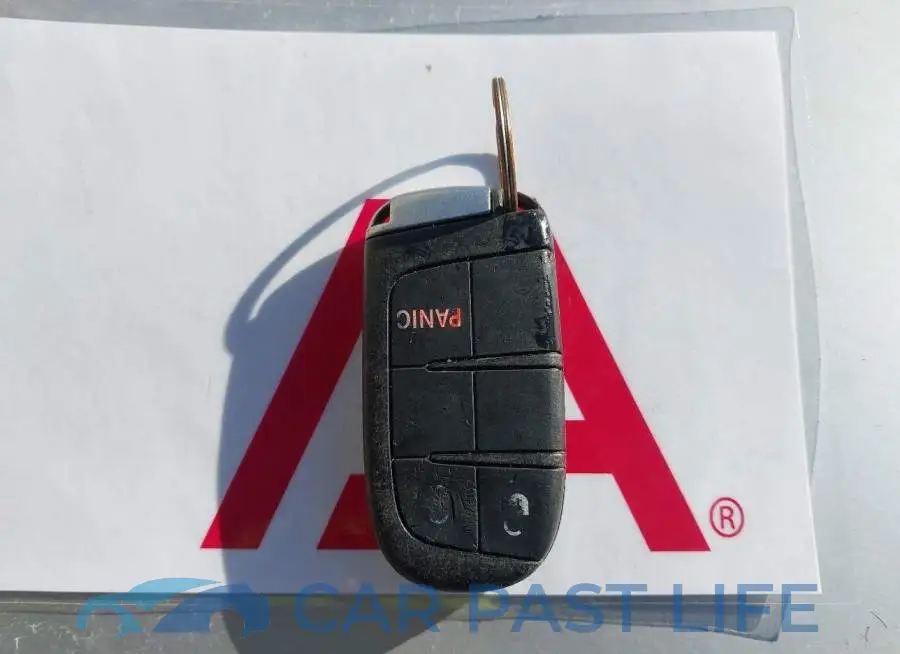 3C4PDCAB7KT860231# 11