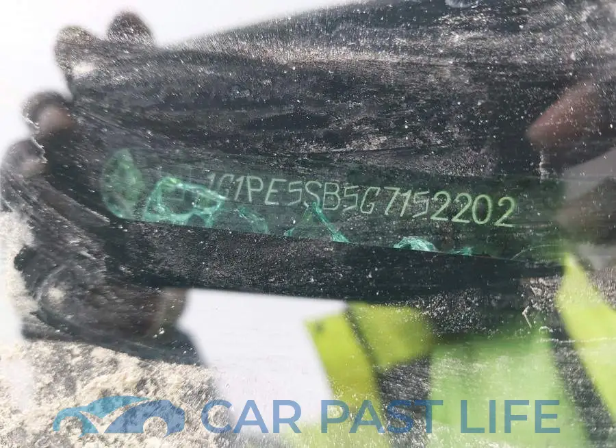 1G1PE5SB5G7152202# 9