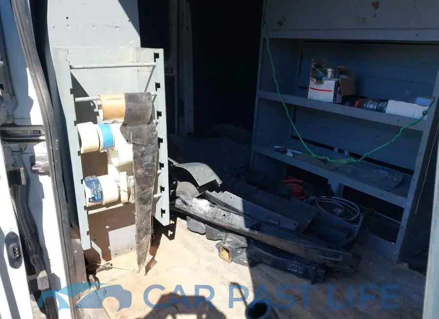 1FTYR2CG2JKA34279# 8