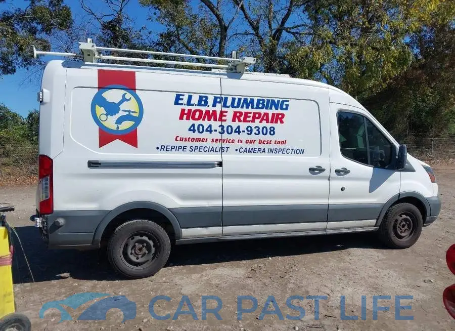 1FTYR2CG2JKA34279# 14