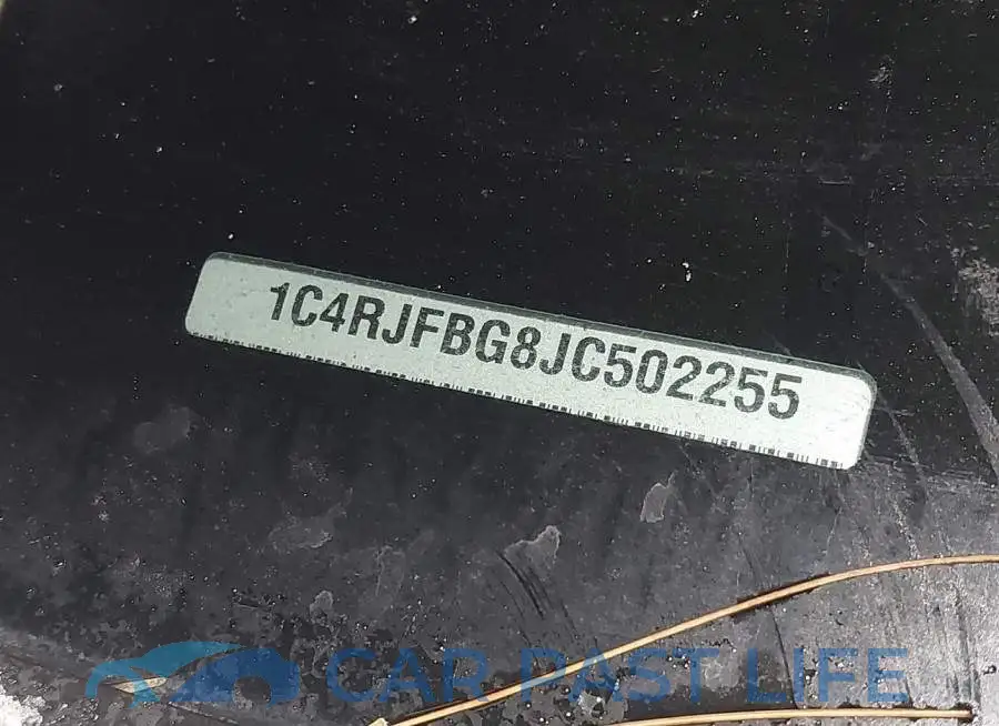 1C4RJFBG8JC502255# 9
