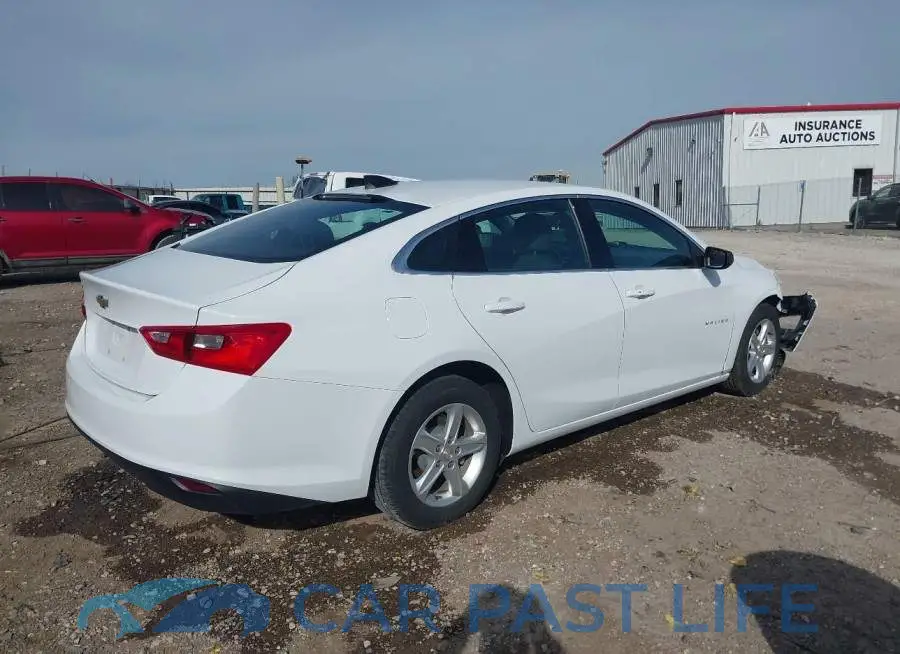 1G1ZB5ST3NF151370# 4