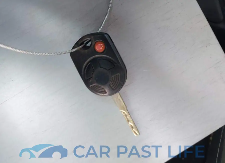 1FMCU9G93GUA51372# 11