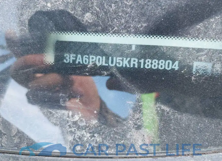 3FA6P0LU5KR188804# 9