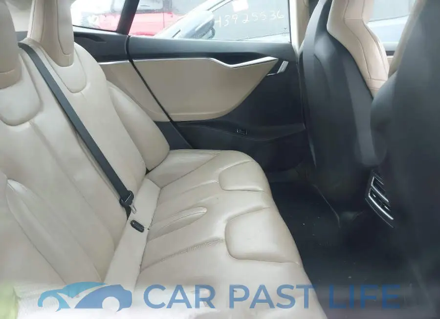 5YJSA1E27GF143285# 8