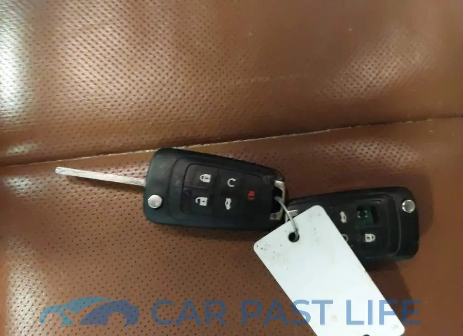 2GNFLGE35G6174992# 11