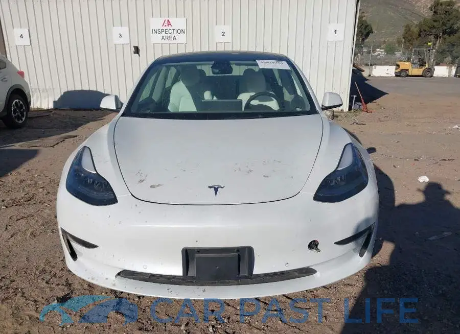 5YJ3E1EB1NF114919# 12