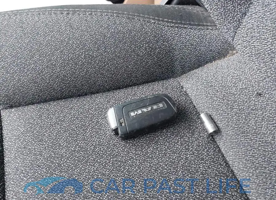 3C7WRVLG4PE581352# 10
