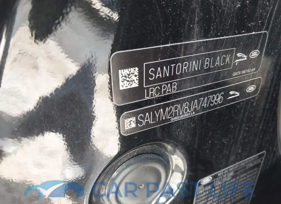 SALYM2RV8JA747996# 9