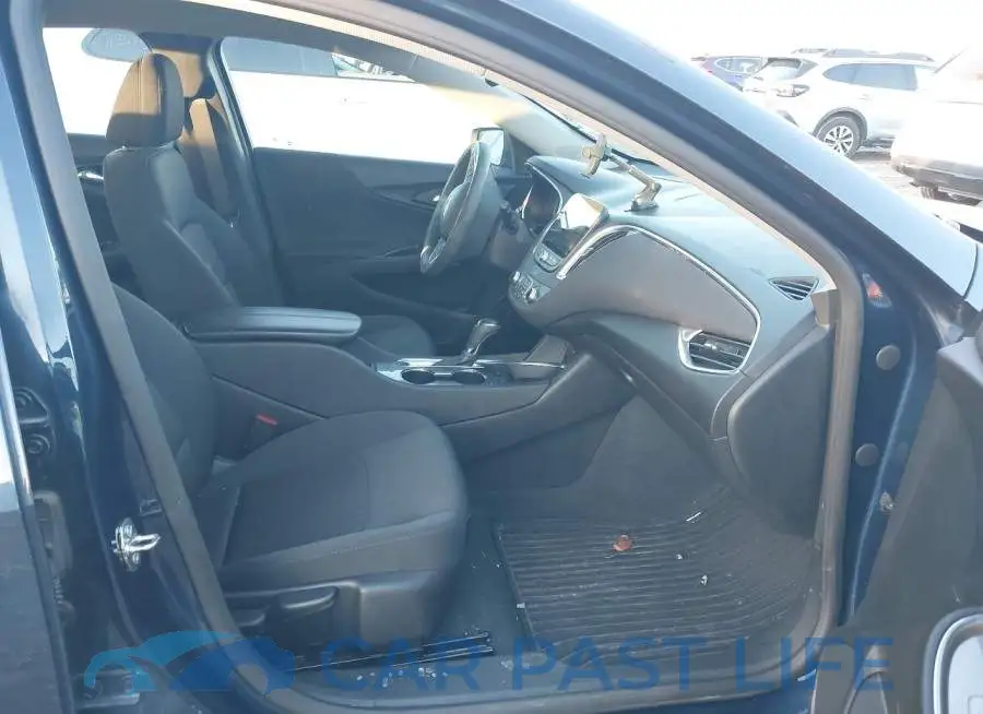 1G1ZD5ST4LF144158# 5