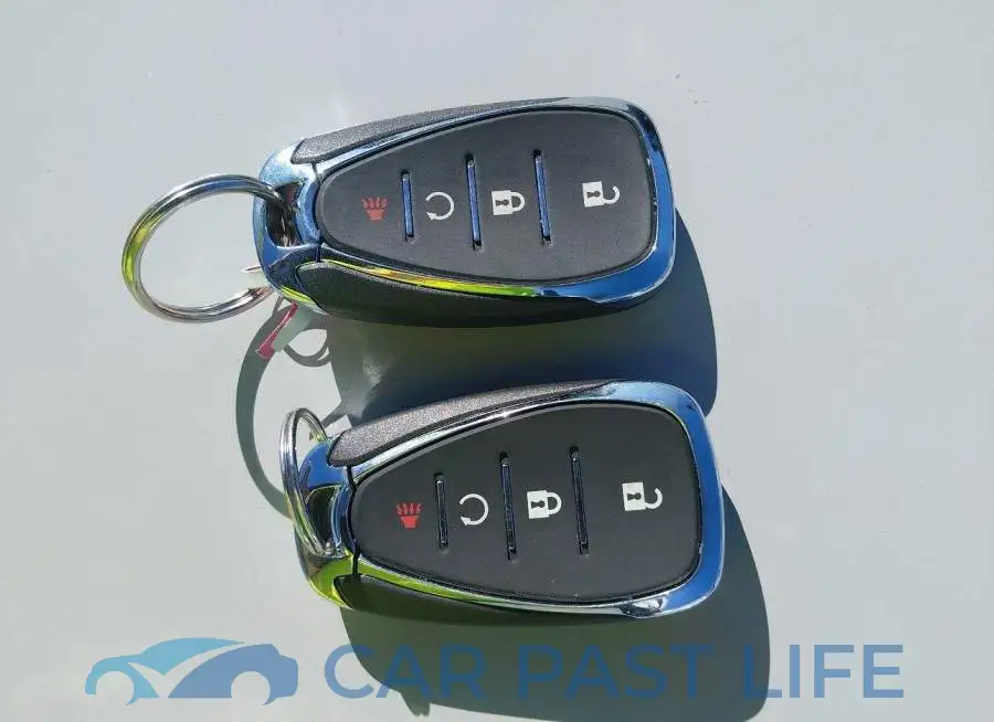 1G1FZ6S01P4118828# 11