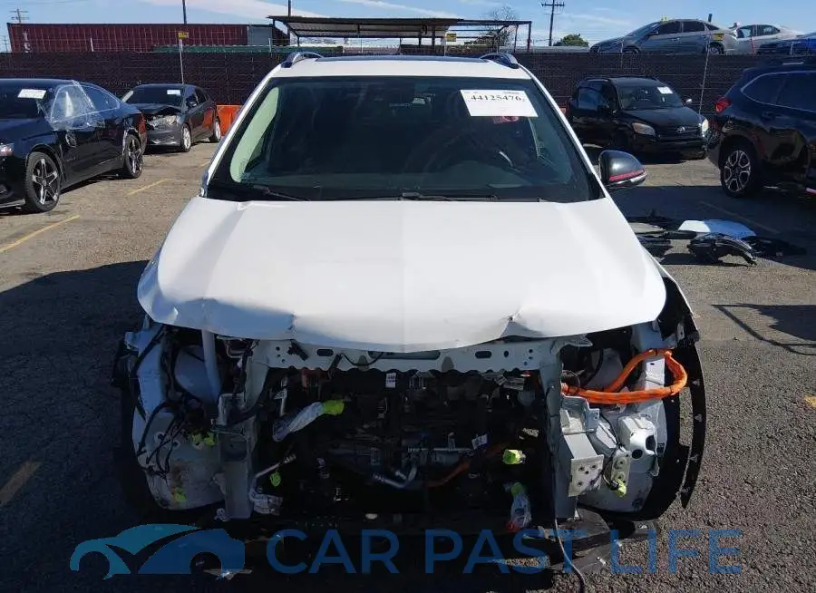 1G1FZ6S01P4118828# 13
