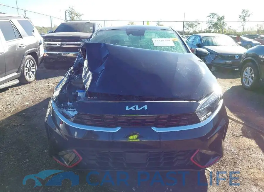 3KPF54AD6RE715549# 12
