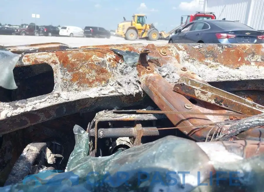 2C3CDZFJ8NH165078# 7