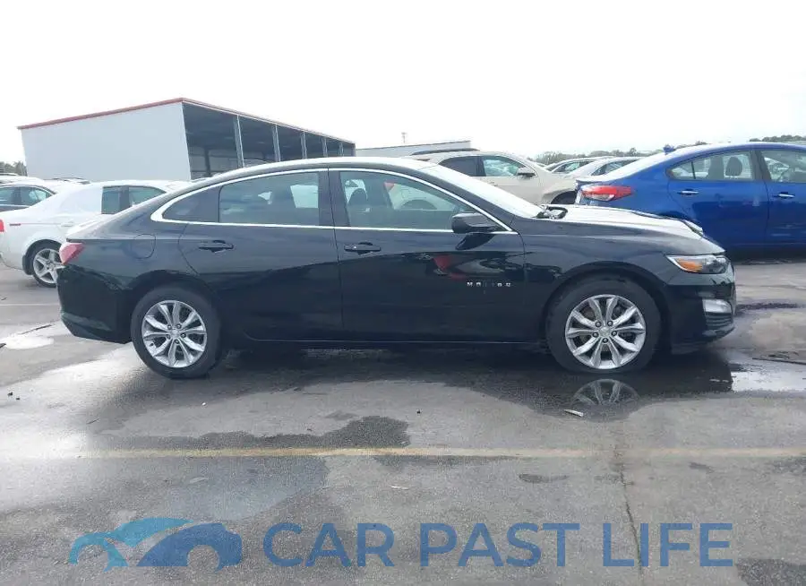 1G1ZD5ST4KF131389# 13
