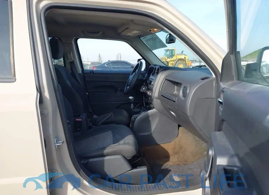 1C4NJRBB8HD194951# 5