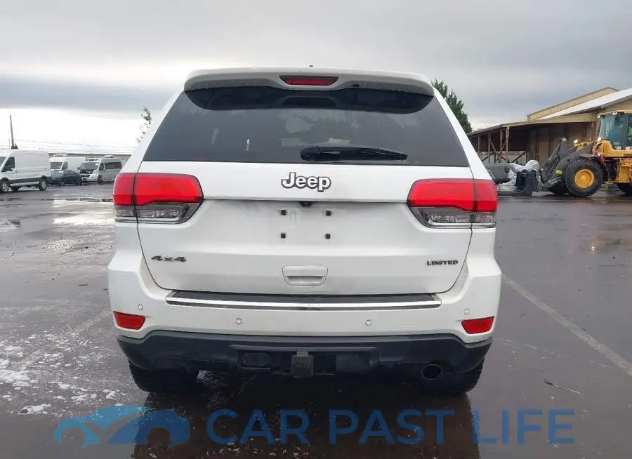 1C4RJFBG2JC499532# 16